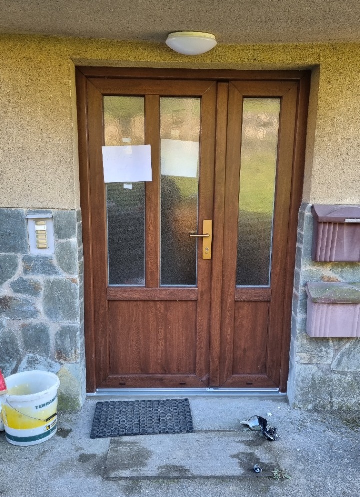 PSD Servis, Plastová okna a dveře
